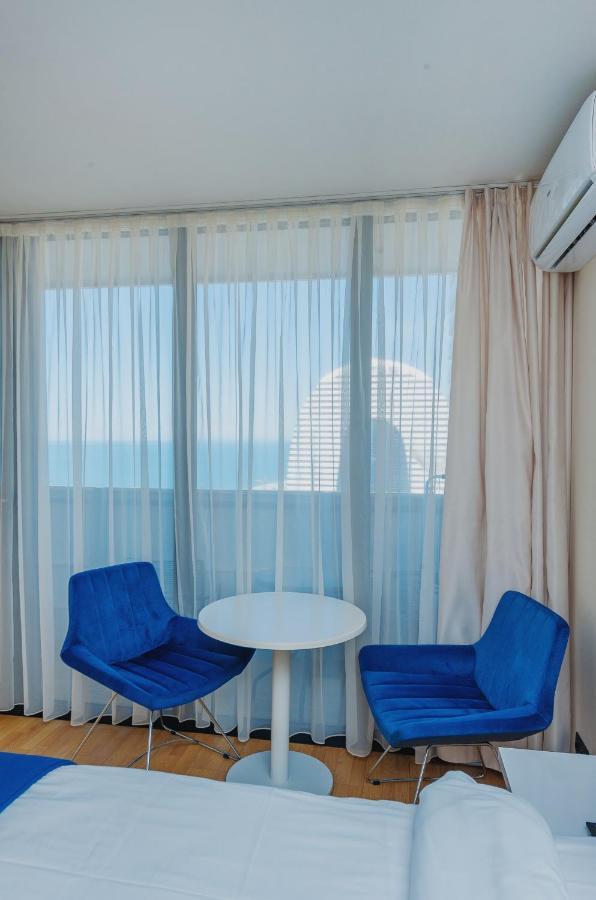Orbi City Twin Tower Batumi Exterior foto